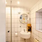 Segelboot Semesterbostad *